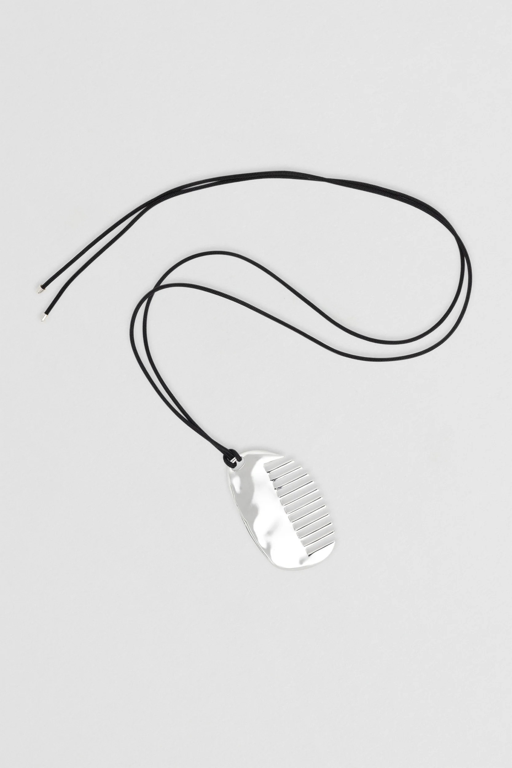 Nina Gordon, Comb Necklace