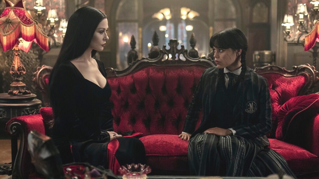 Why-Wednesday-And-Morticia-Addams-Relationship-Is-So-Combative-In.jpg