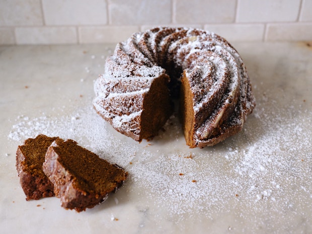 Gingerbread Cake